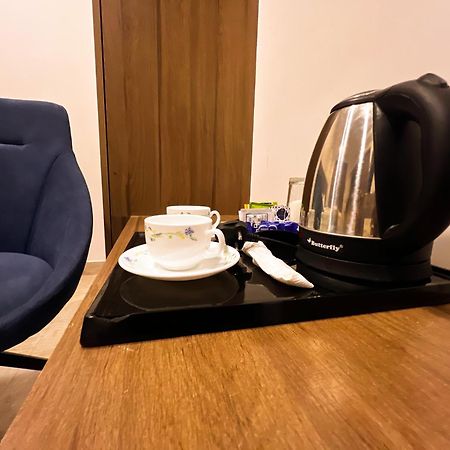 Yelahanka Hotel Sterling Inn Bangalore International Airport מראה חיצוני תמונה