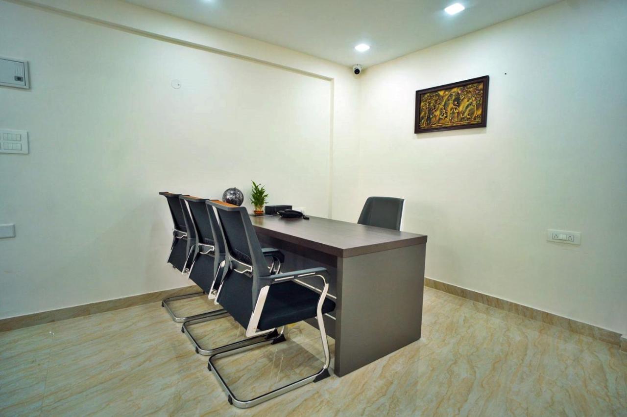 Yelahanka Hotel Sterling Inn Bangalore International Airport מראה חיצוני תמונה