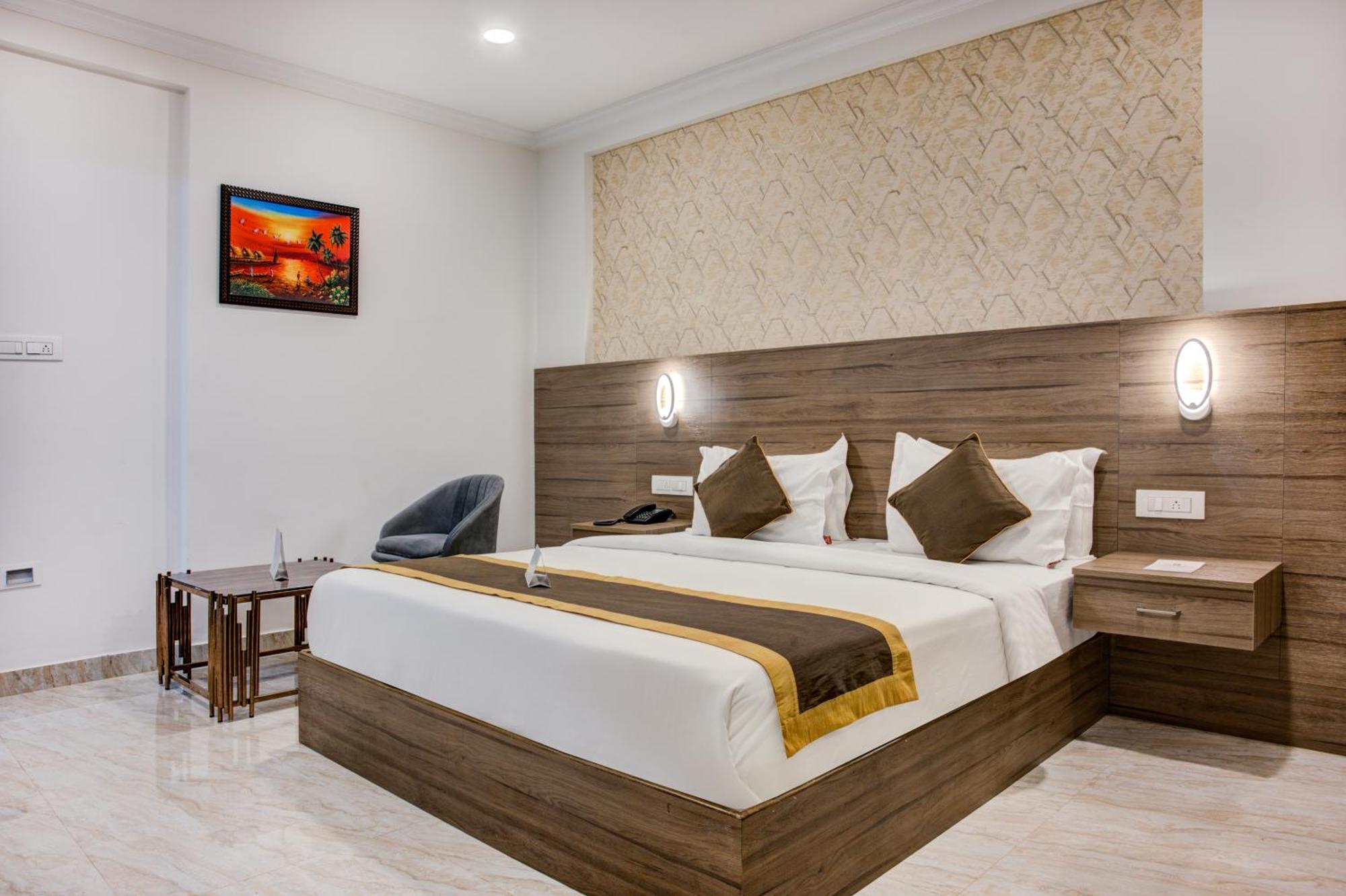 Yelahanka Hotel Sterling Inn Bangalore International Airport מראה חיצוני תמונה